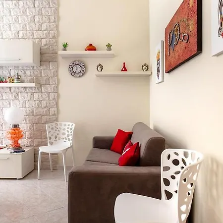 A Casa Tua Affitti Brevi Noto