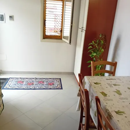 A Casa Tua Affitti Brevi Noto